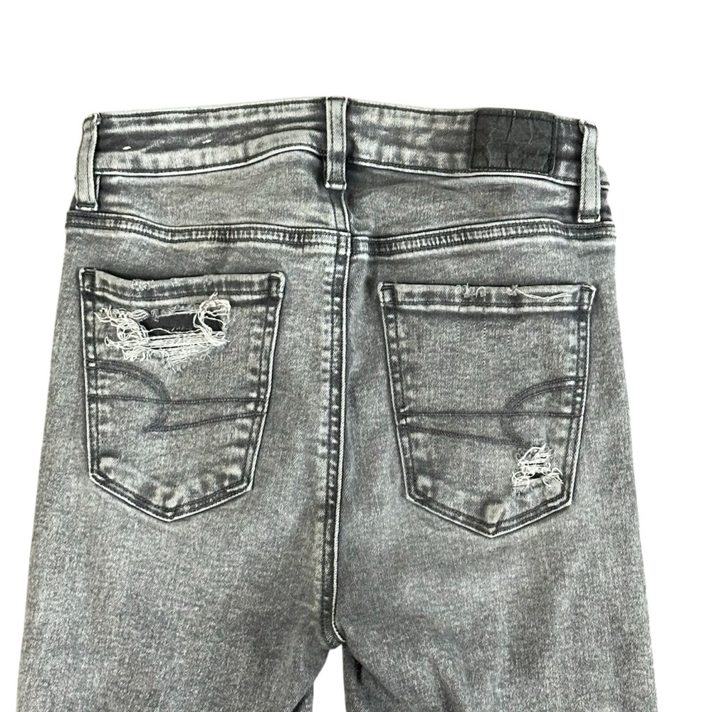 American Eagle Outfitters Light Gray Distressed Skinny Jeans - Picture 3 of 5